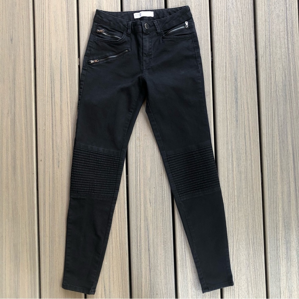 Zara Basic Z1975 Denim Black Skinny Jeans with Stretchy Fit Size 4